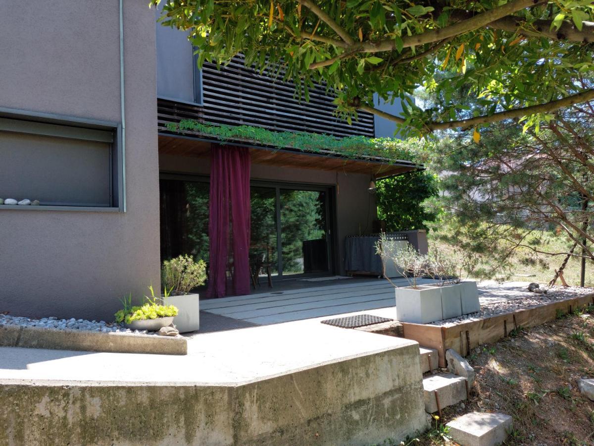 Holiday Home Hisa Gusta โมสต์ นา โซชิ ภายนอก รูปภาพ
